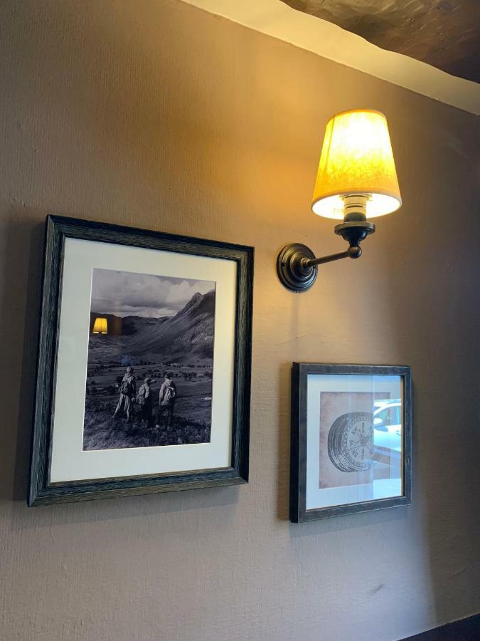 Red Lion Inn ホークスヘッド エクステリア 写真